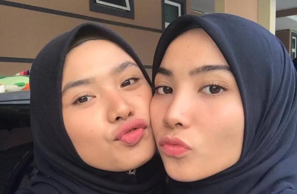 Putri77. Cerita lucah. Cerita lucah. Rhina queenzee. Jilboobs bokong semok.