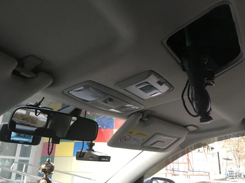 Подключение видеорегистратора аутлендер 3 Подключение регистратора Mitsubishi Outlander (3G), 2 л, 2016 года аксессуары