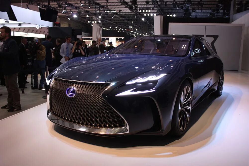 Автомобили нового поколения. Lexus LF-FC. Лексус премиум класса 2020. Седан Лексус концепт 2019. Седан Лексус концепт LF-FC.