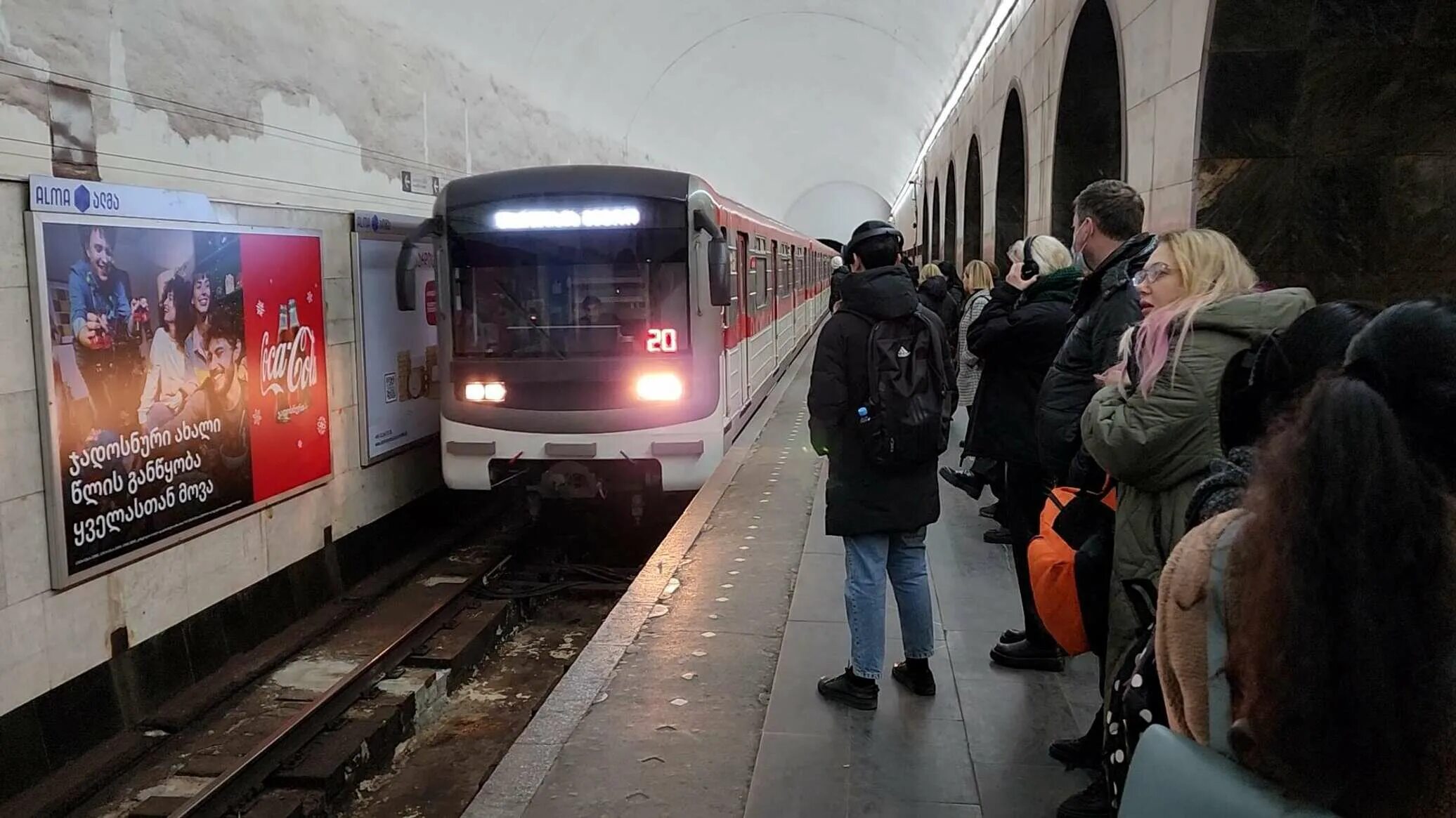В тбилиси есть метро. Метро тбилиси. тбилисский метрополитен. метро грузии тбилиси. марджанишвили метро.