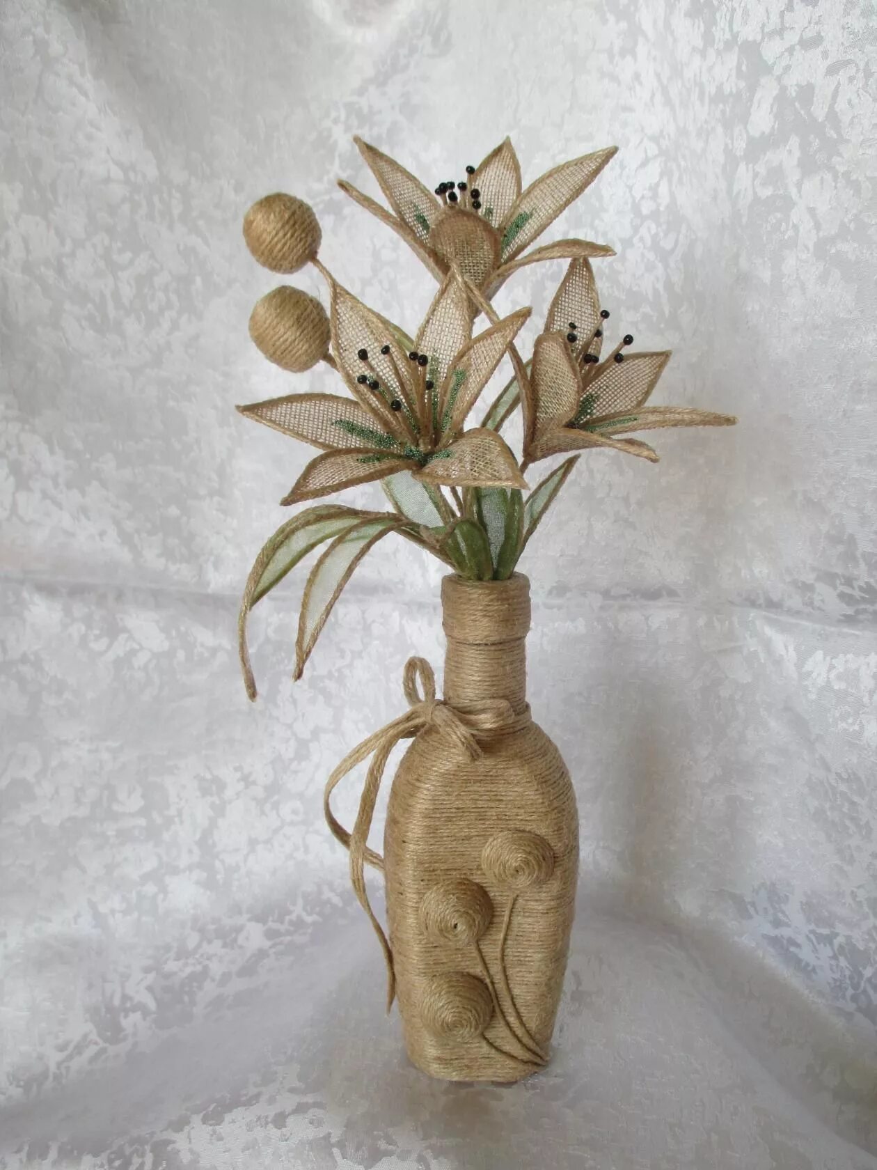 Вазочка из глины. Лепка вазы из глины. Ваза плетеная напольная. Вазы из глины. Вазы жгут.