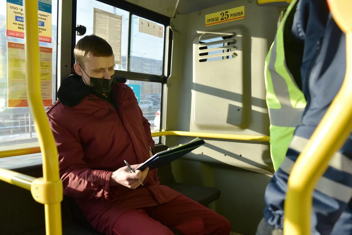 Проезд в общественном транспорте в барнауле. Проезд в общественном транспорте в барнауле