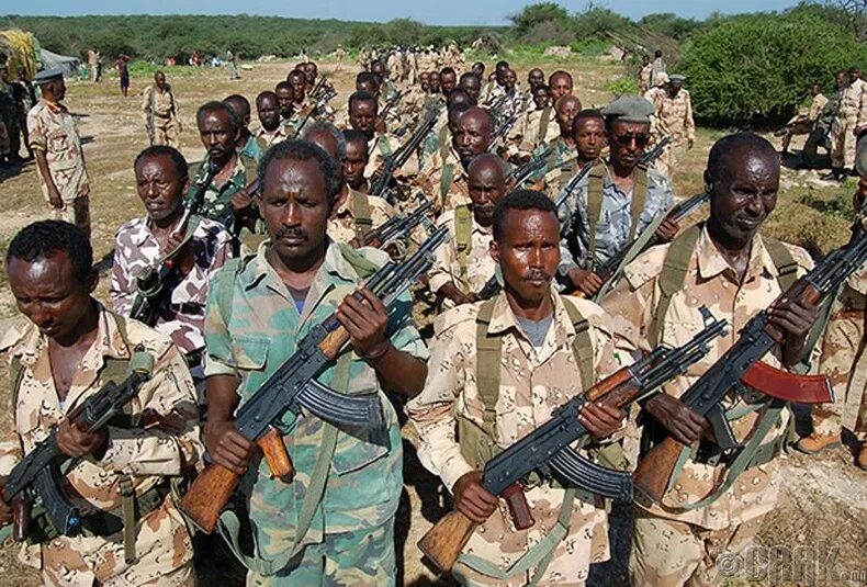 Особенности сомали страны. Армия Африки. Африканские ополченцы.