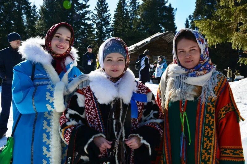 Ханты-Мансийск манси. Ханты и манси. Ханты-Мансийск народ. Ханты манси народ. Девушки хмао