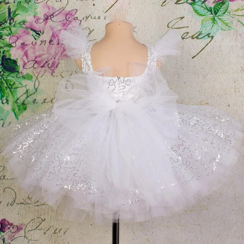 белое платье звездочки. белое платье звездочки. звездочка на голову на новый год. платье со звездами детское. платье новогоднее звездочка.