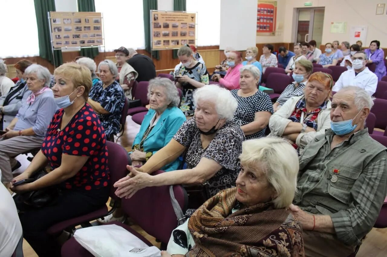 Пушкинская больница им розанова. Больница на ветеранов. Пушкино больница.