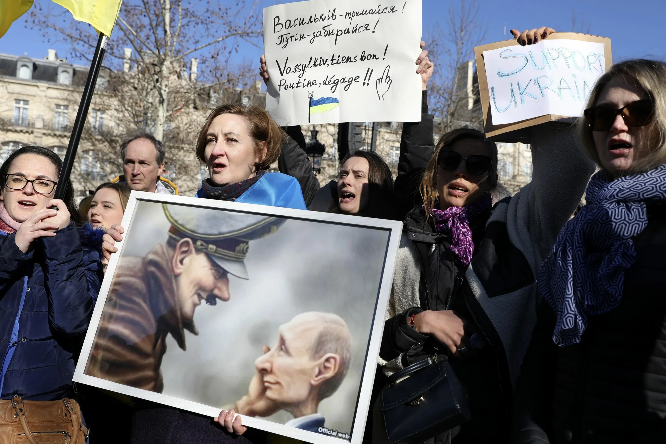 Митинги против войны с Украиной. Антивоенные митинги. Митинг нет войне. Митинги в России против войны.