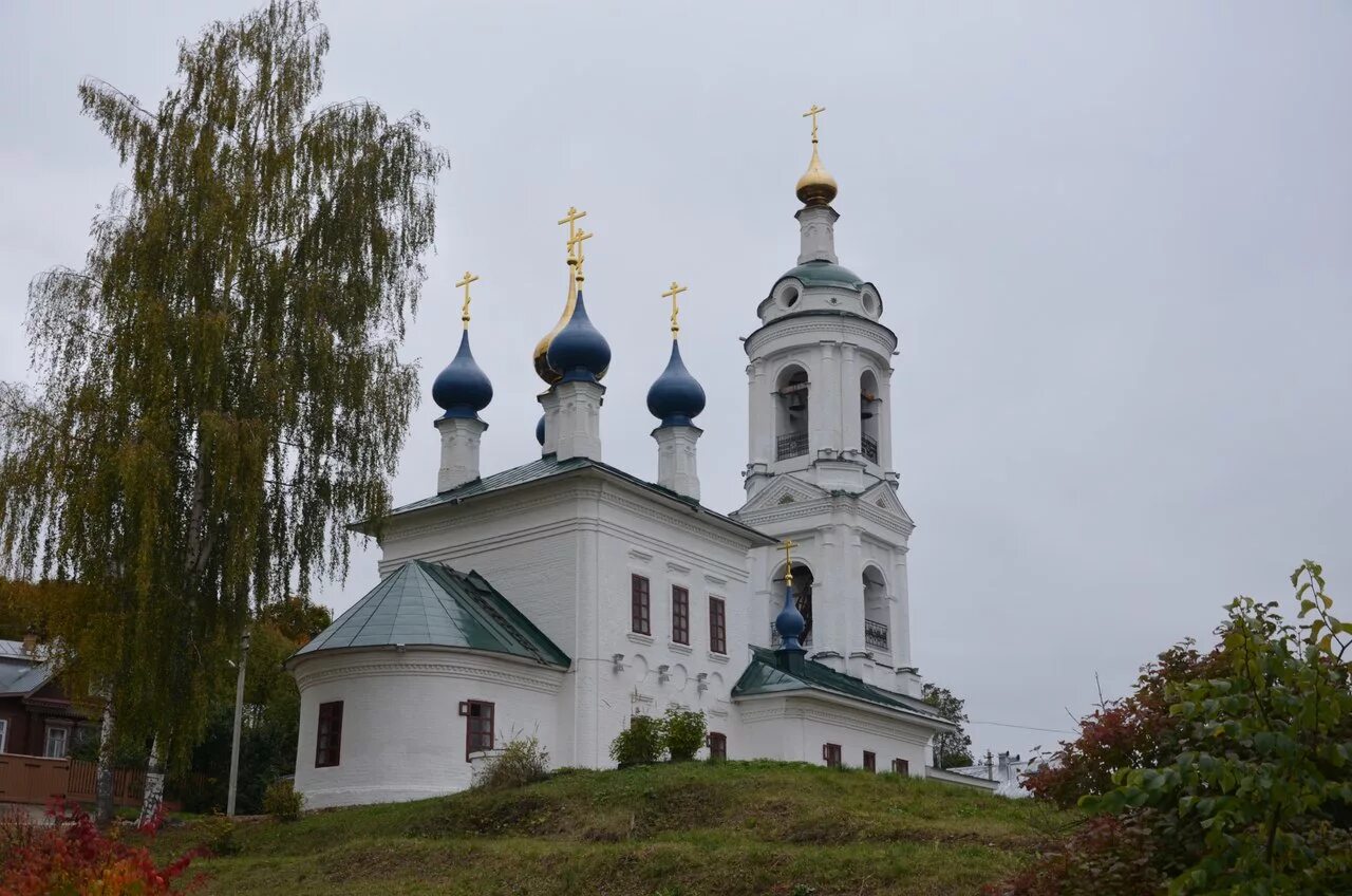 Плёс достопримечательности. Город Плес Ивановской области. Плес храм Левитана. Достопримечательности Плёса Плесский музей-заповедник. Город плес описание достопримечательности