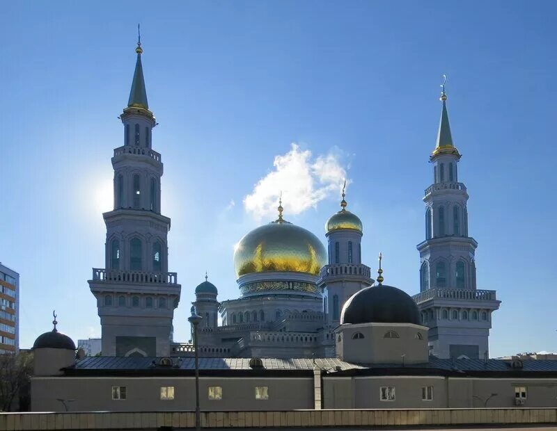 Какие города мусульманские города. Старая Соборная мечеть в Москве. Московская Соборная мечеть сообщение. Интересные факты о Московской Соборной мечети. Главная мечеть России в Москве.