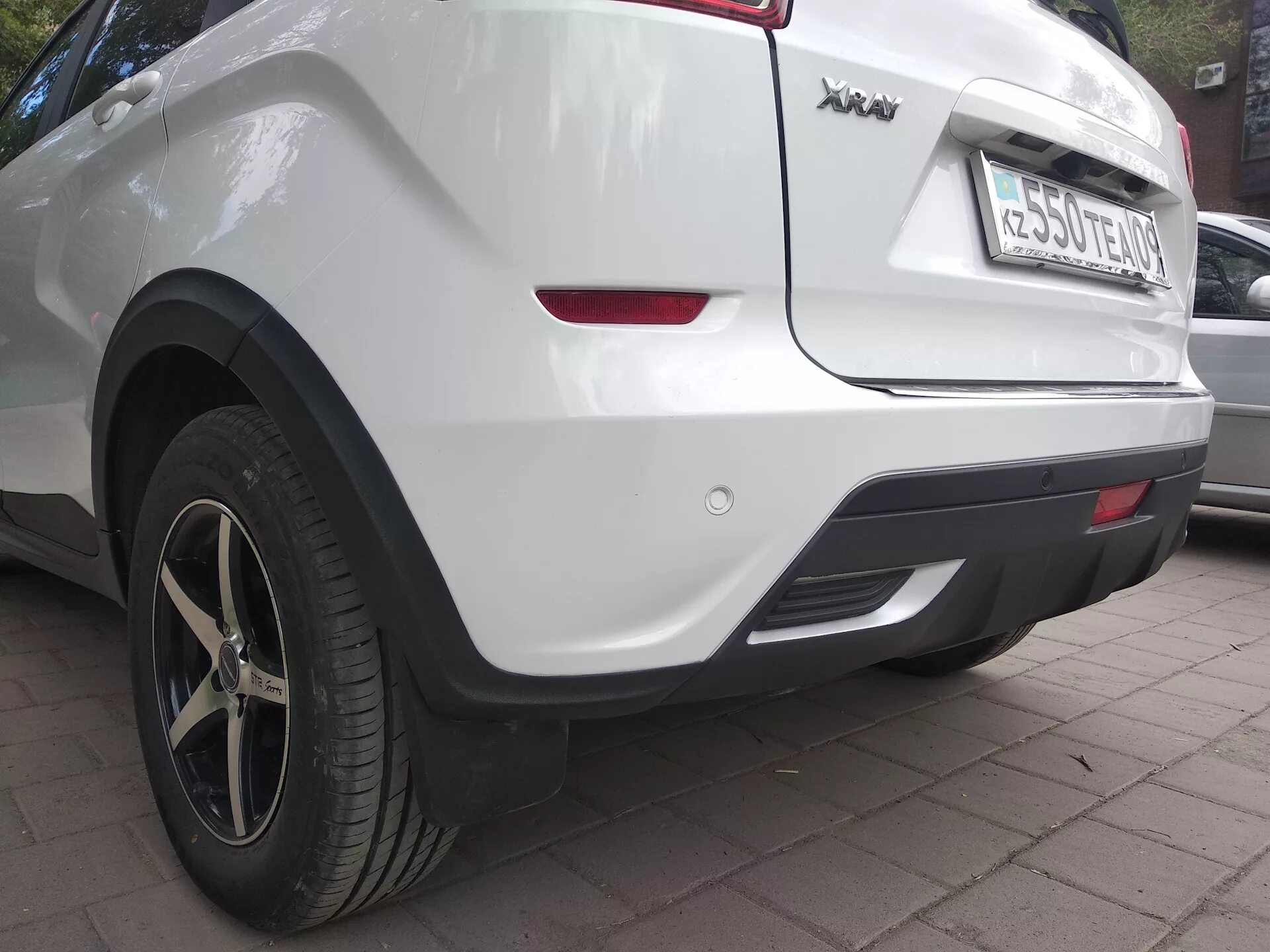 Кросс обвес. Xray cross обвес. комета кросс обвес. кросс обвес на skoda a4 седан. универсальный кросс обвес.