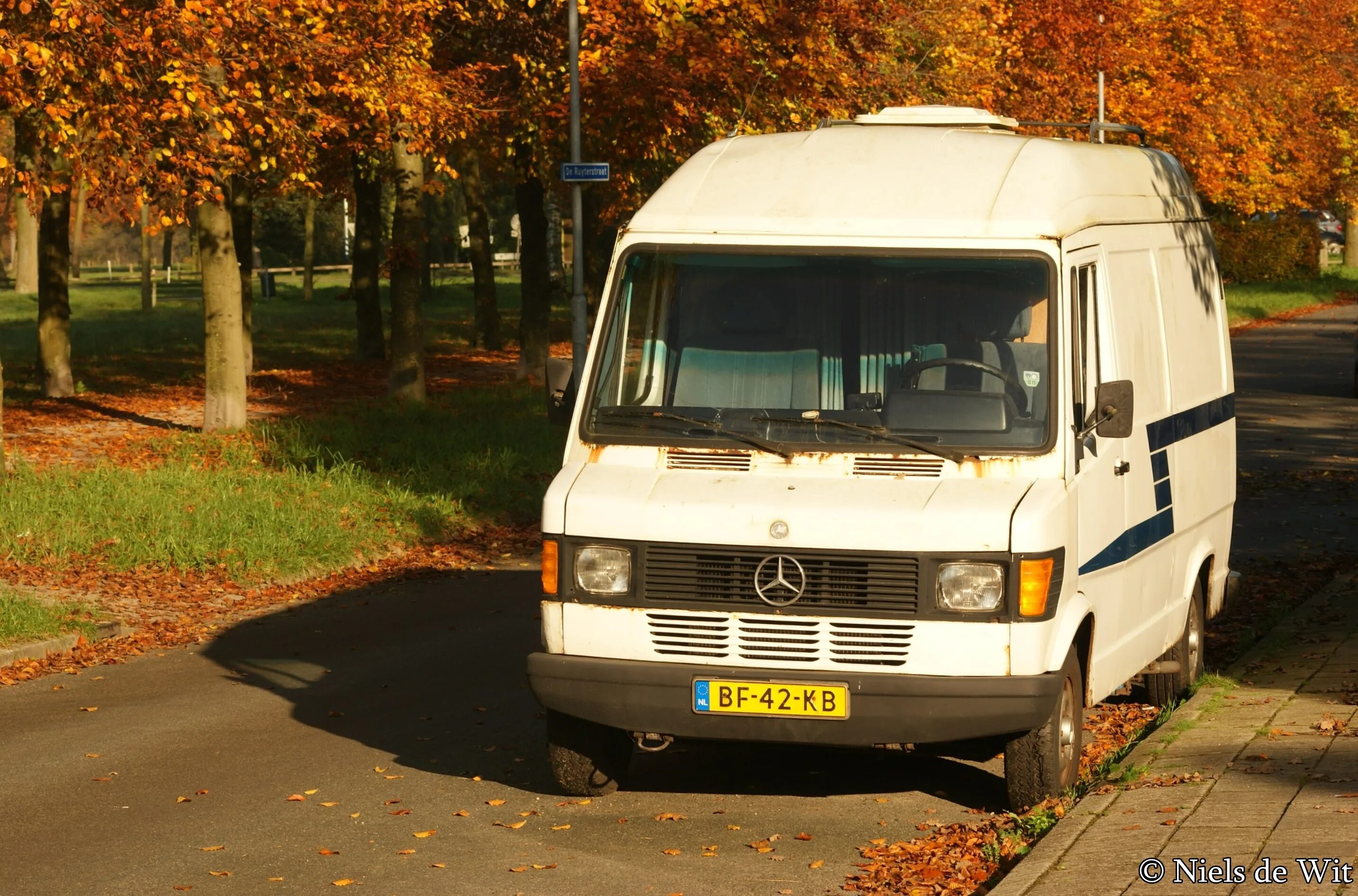 После покраски Mercedes-Benz T1, 2,3 л, 1982 года кузовной ремонт DRIVE2