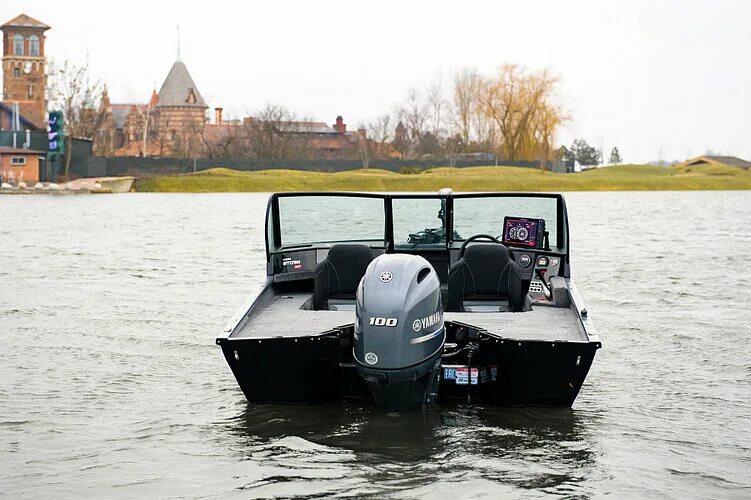 Алюминиевый катер storm 577. Aluma storm 477 лодка. Алюма шторм 477. Катер aluma storm. Катер алюма шторм 577.