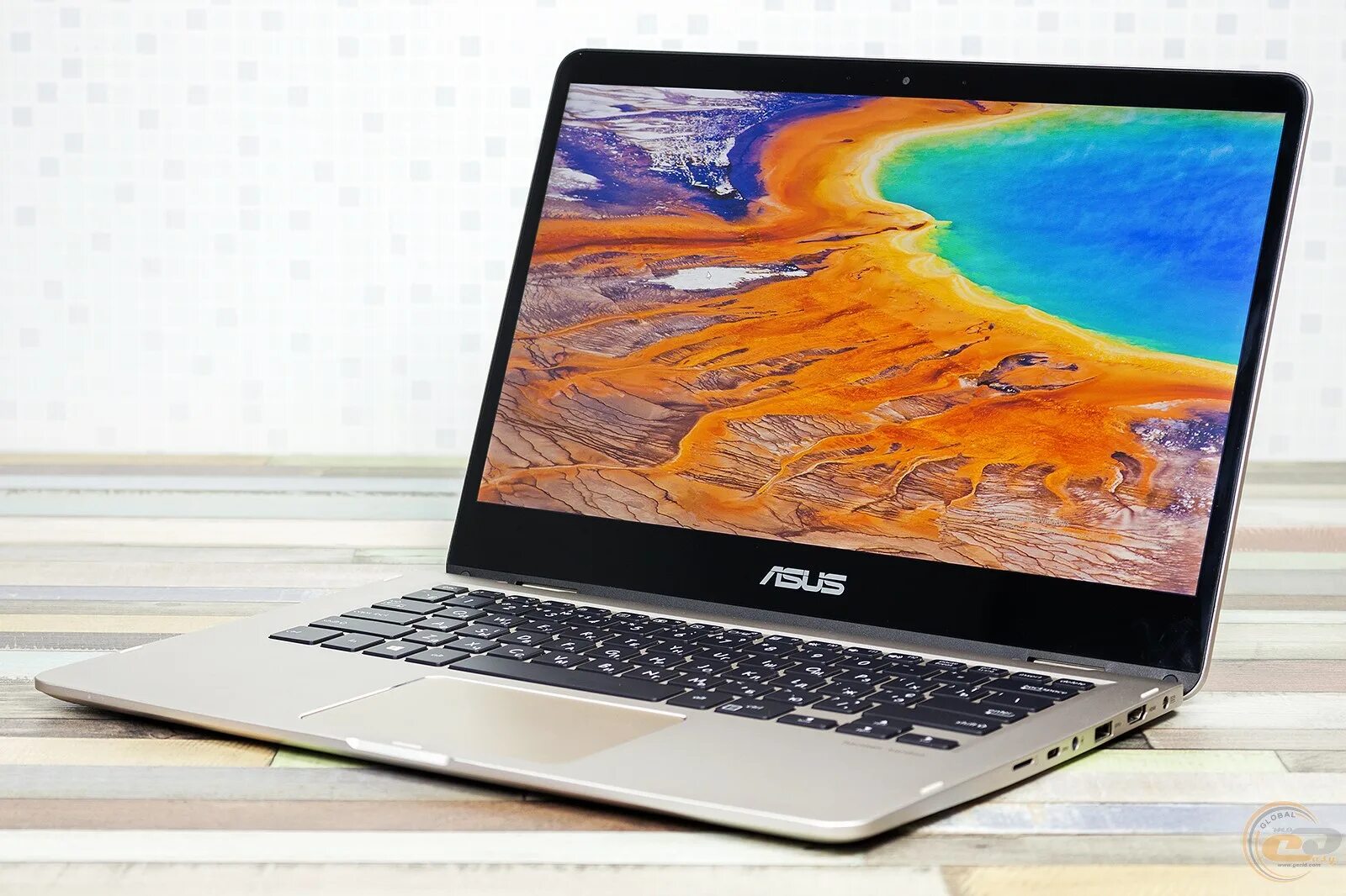 Ноутбук asus zenbook flip. ASUS ZENBOOK Flip 14. ASUS ZENBOOK 13 дюймов ноутбук. ASUS ZENBOOK Flip 15. ASUS ZENBOOK Flip 14 ux461ua.