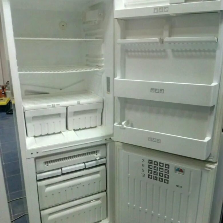 Холодильники 2 камерные ноу фрост. Холодильник Stinol 107 er. Стинол ноу Фрост. Холодильник Стинол ноу Фрост. Стинол 2 камерный.