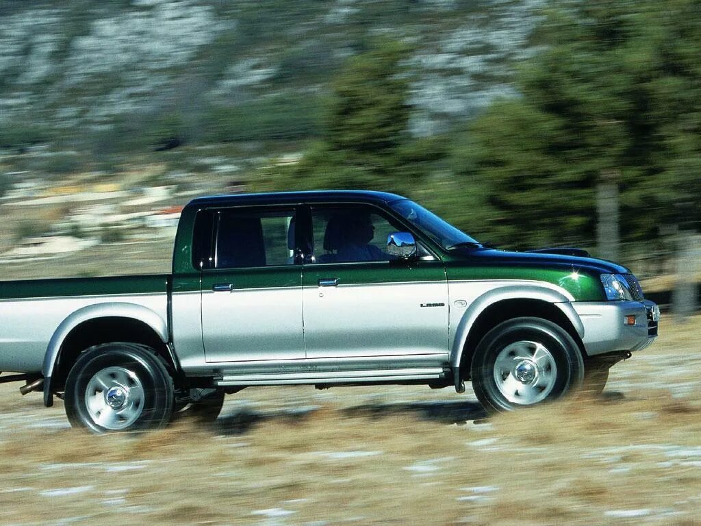 Mitsubishi l200 2005. Митсубиси л200 2005. Мицубиси л200 2005. Мицубиси л200 старый. Мицубиси l200 2005.