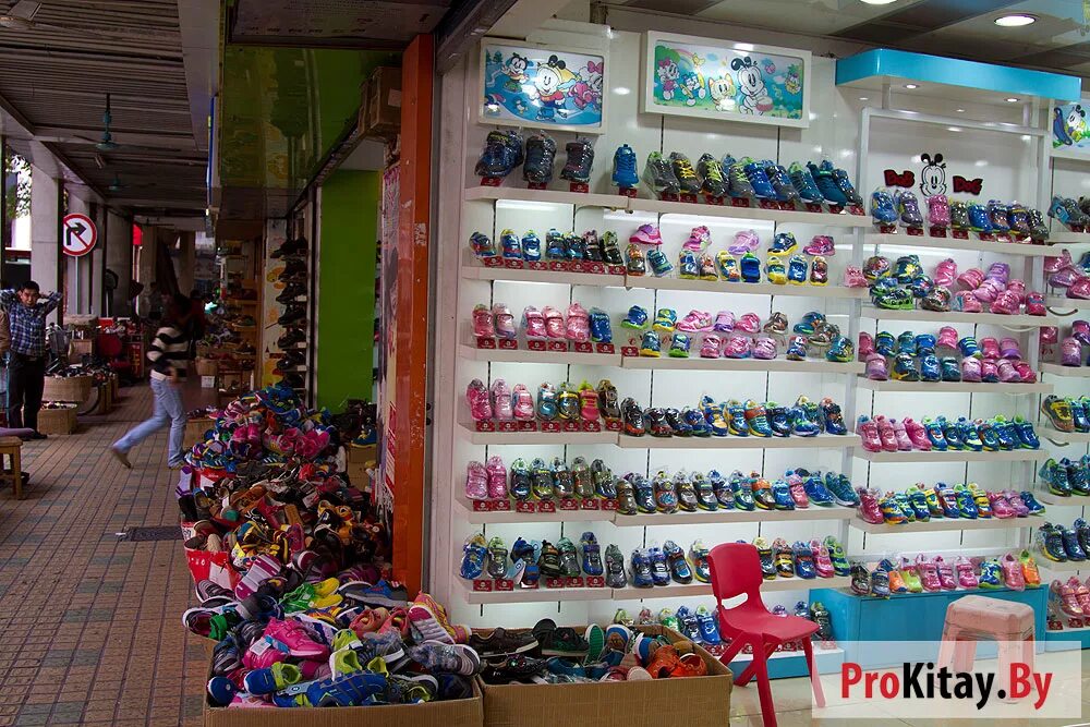 детский рынок в москве. магазин детской одежды на рынке. большой магазин колясок. детский рынок в москве. детские вещи рынок.