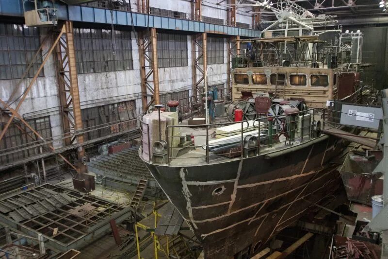 Благовещенская судоверфь. Гидрографическое судно александр рогоцкий. Судостроительный завод им октябрьской революции благовещенск. Благовещенская судоверфь. Судостроение благовещенск.