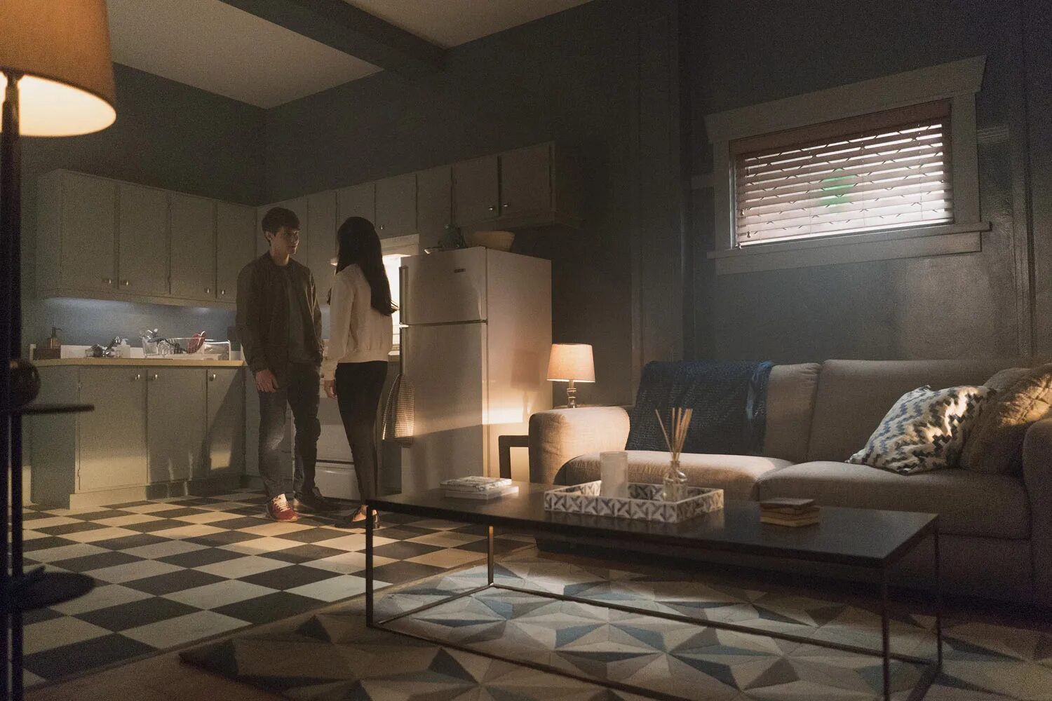 По ту сторону сериал. По ту сторону фильм 2017. По ту сторону 1,2 сезон. По ту сторону сериал 2017–2018. По ту сторону 2 9.