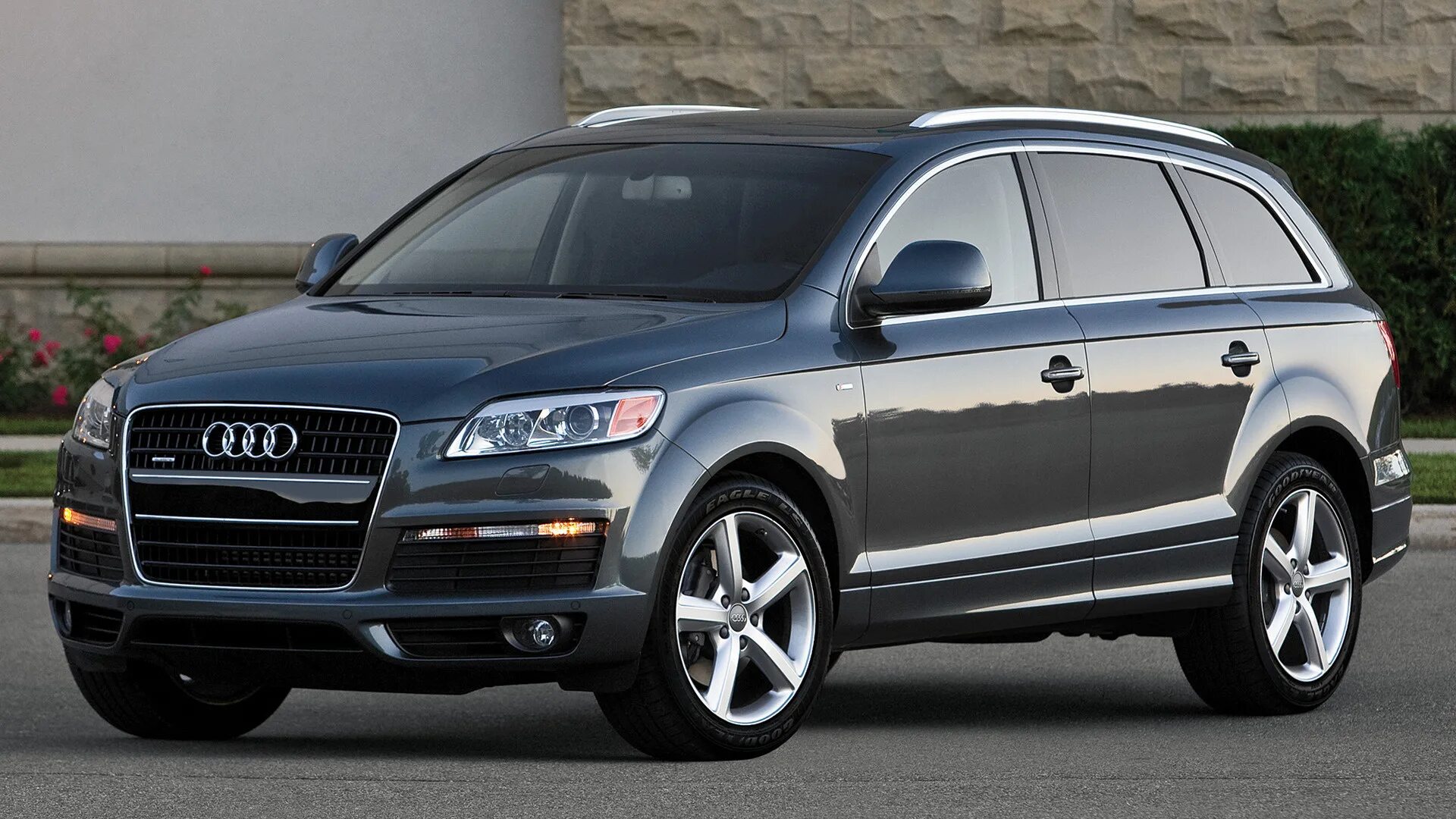 Q7 7 мест