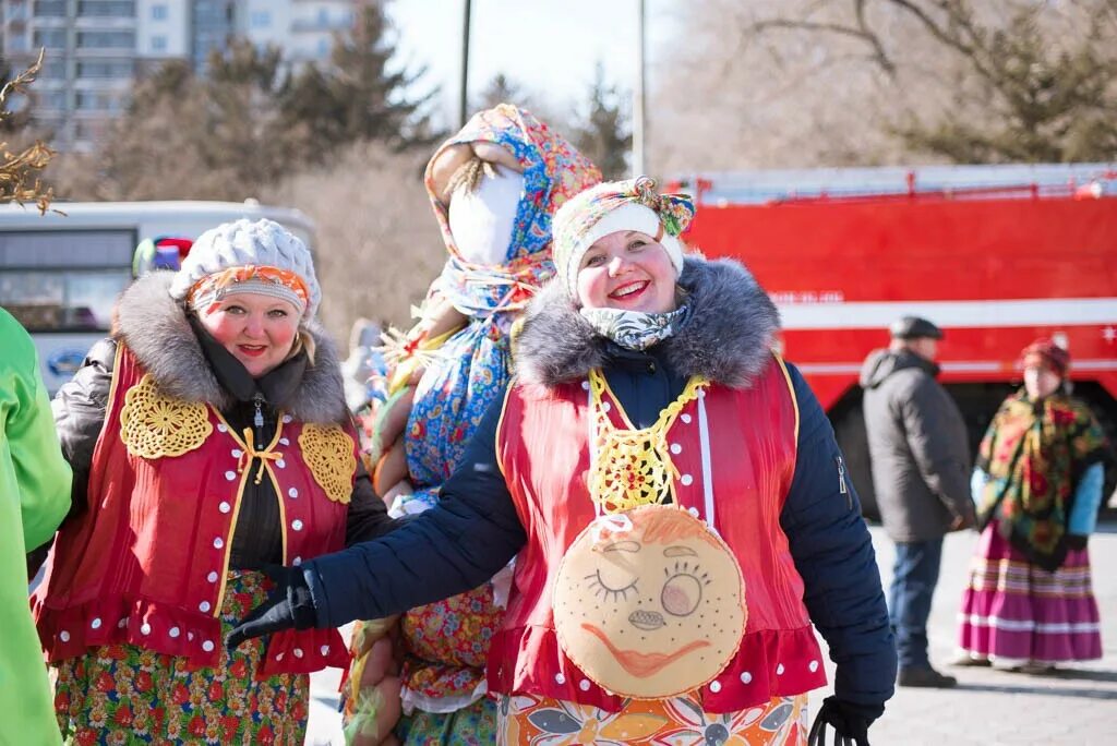 масленица в благовещенске 2024. масленица в благовещенке. масленица зея. масленица благовещенск 2022. лицо чучело масленицы.