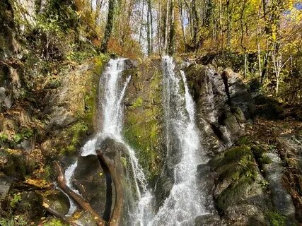 К водопадам сироткин