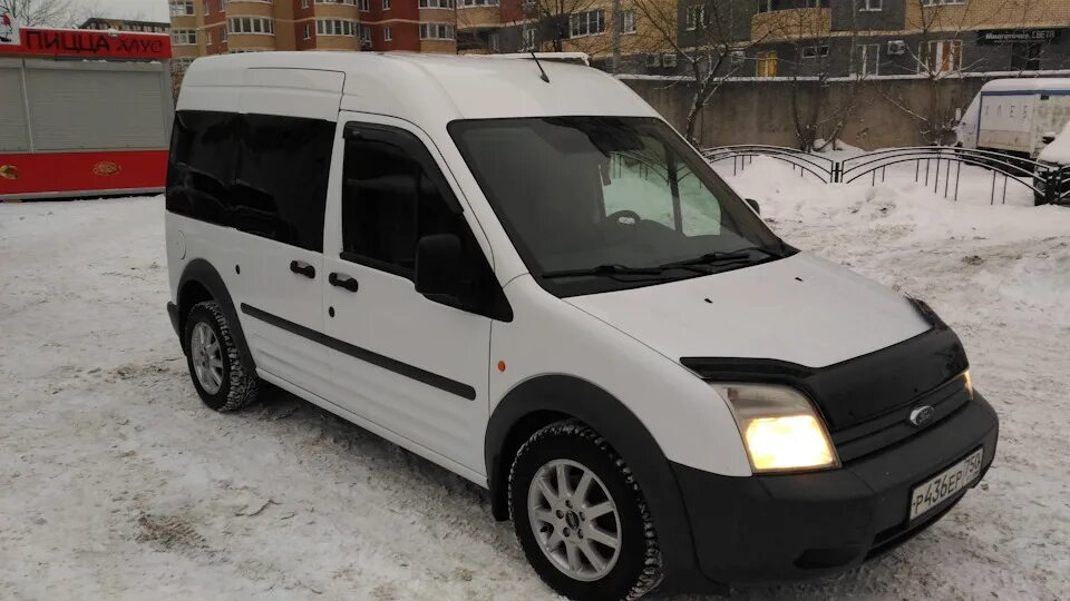 Купить форд великом новгороде. Ford Transit connect 2008. Ford Transit connect 2007. Ford Transit connect 2011. Ford Transit connect 2006.