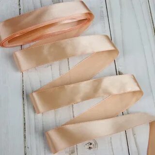 Персиковые ленты