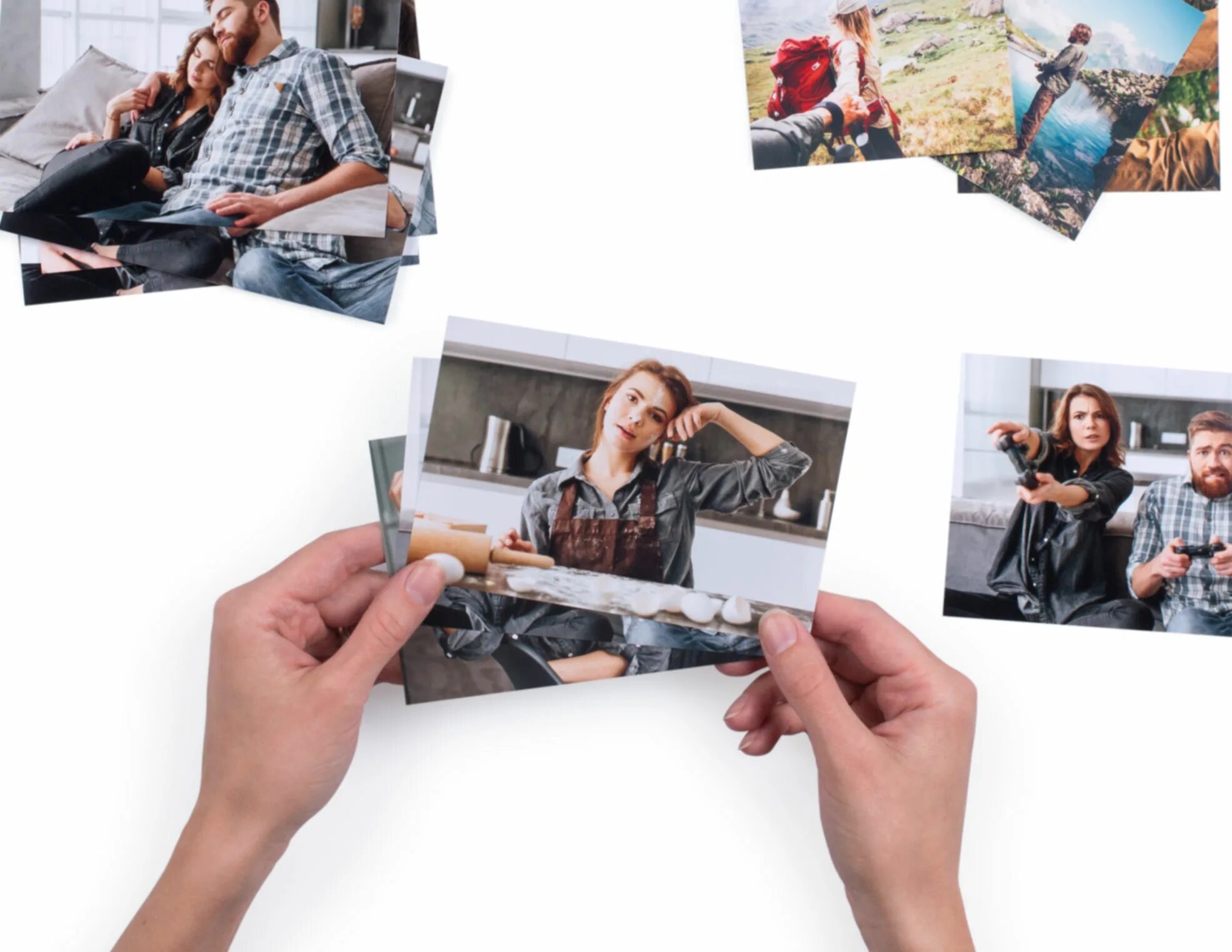Распечатка фотографий. Печать фотографий. Печать фотографий 10х15. Стопка фотографий.