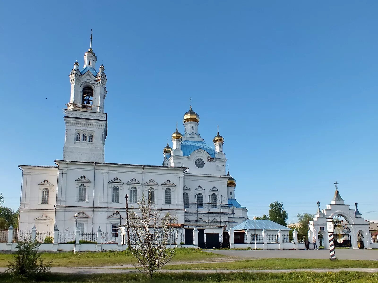 Сайт г камышлов. Камышлов храм Покрова Пресвятой Богородицы. Камышлов Покровский монастырь.