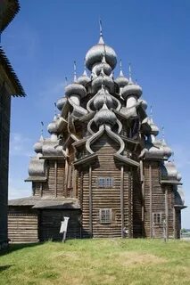 Преображенская церковь на озере кижи