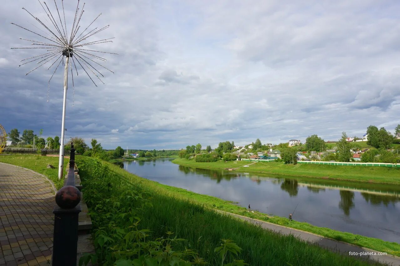 Орша это. Река Днепр в Орше. Оршанский район река Днепр. Орша Белоруссия природа. Набережная Орша.