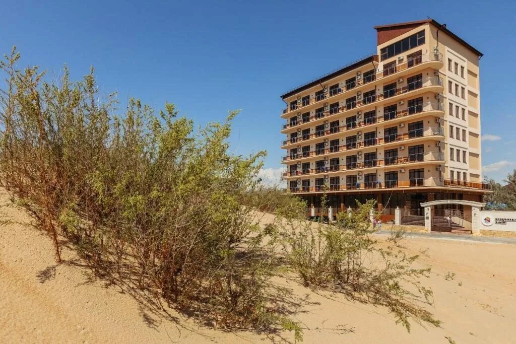 Family pride inn анапа. Отель фэмили прайд ин витязево. Family pride inn анапа витязево. Отель фэмили прайд ин витязево. Pride inn отель витязево.
