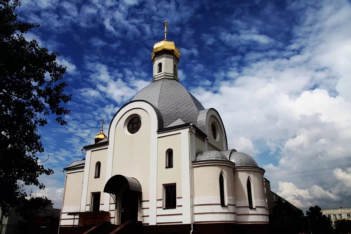 храм во имя преображения господня екатеринбург. храм в хосте сочи. храм господень аксай. храм господень аксай. храм преображения господня орск год.