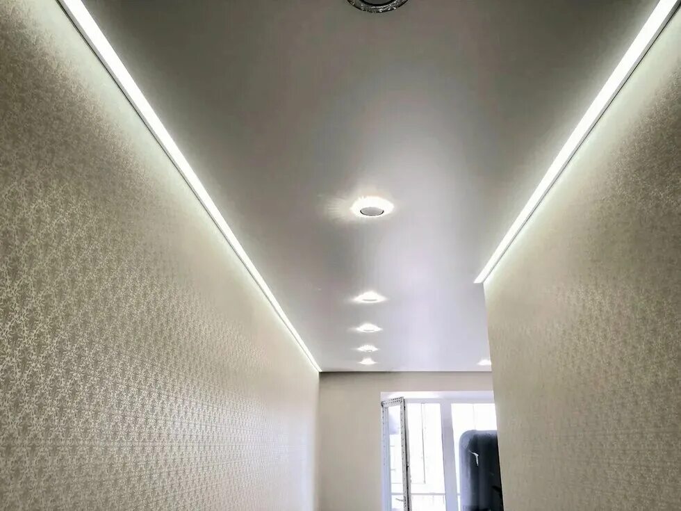 контурная подсветка потолка. контурный потолок. контурная подсветка натяжного потолка по периметру. контурная подсветка натяжного потолка. контурный натяжной потолок.