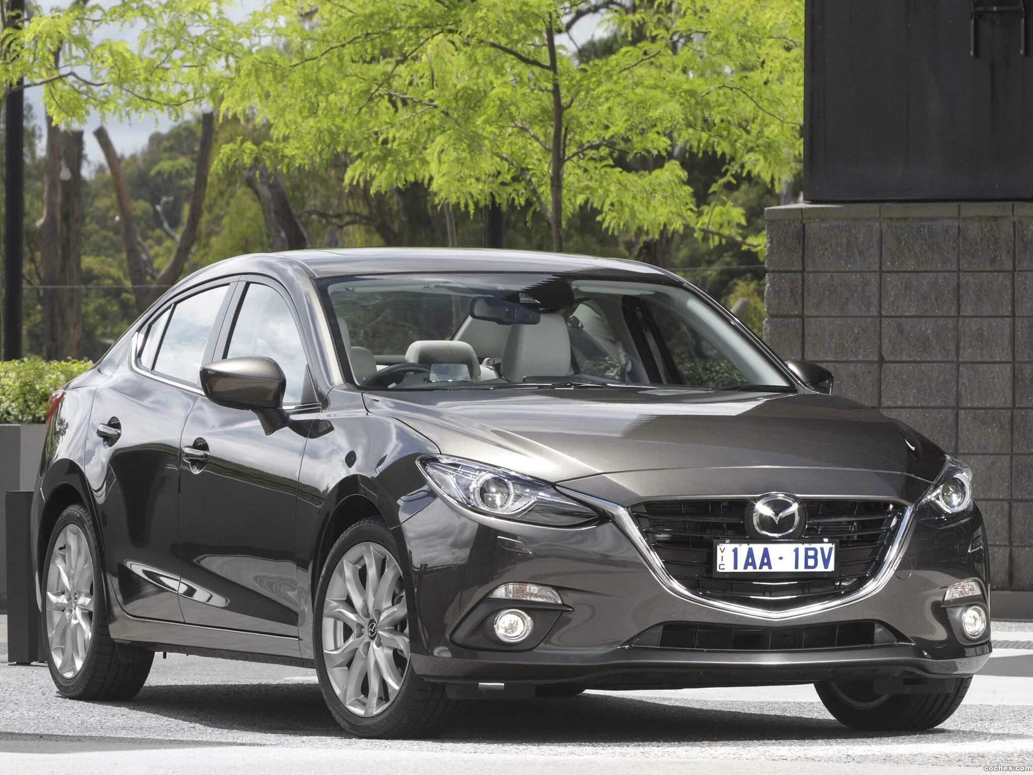 Мазда 3 вм. Mazda 3 2014. Mazda 3 2014 седан. Мазда 3 BM седан 2014. Мазда тройка седан 2014.