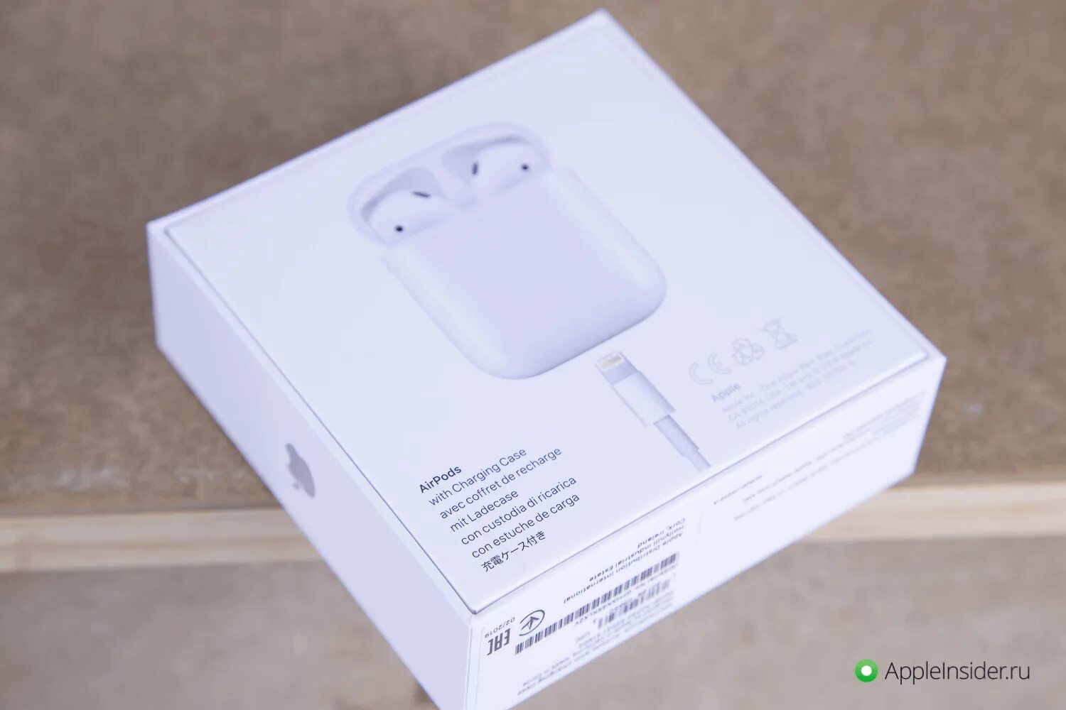 Airpods коробка оригинал. Аирподс 2 в коробке. AIRPODS 2 коробка. Оригинальная коробка AIRPODS 2. AIRPODS Pro 2 коробка.