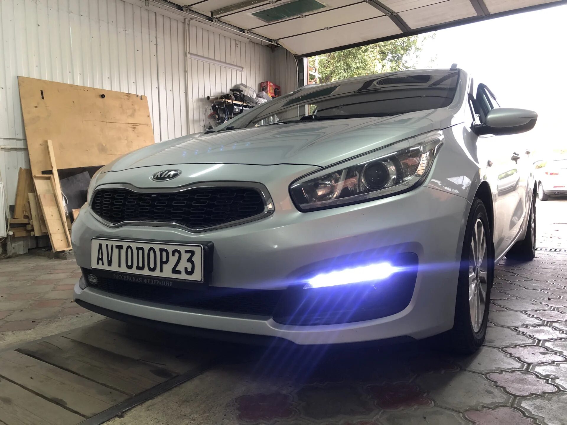 Дхо киа сид jd. ДХО Kia Ceed 2 JD. Kia Ceed JD led ДХО. ДХО Kia Ceed JD 2016. Ходовые огни Киа СИД 2016.