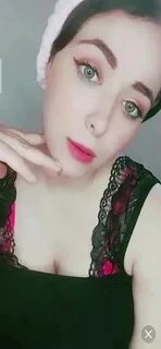 لايف جديد للبوه المصريه القمر جميله الجميلات العلقه خبره فى تهييج وتنزل لبن...