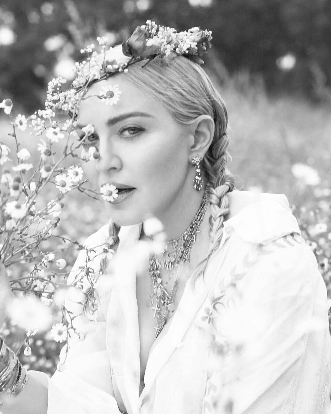 Madonna reinvention tour. Мадонна певица фотосессия. Мадонна 1983 обложка. Madonna обложки альбомов. Madonna i love new york tour.