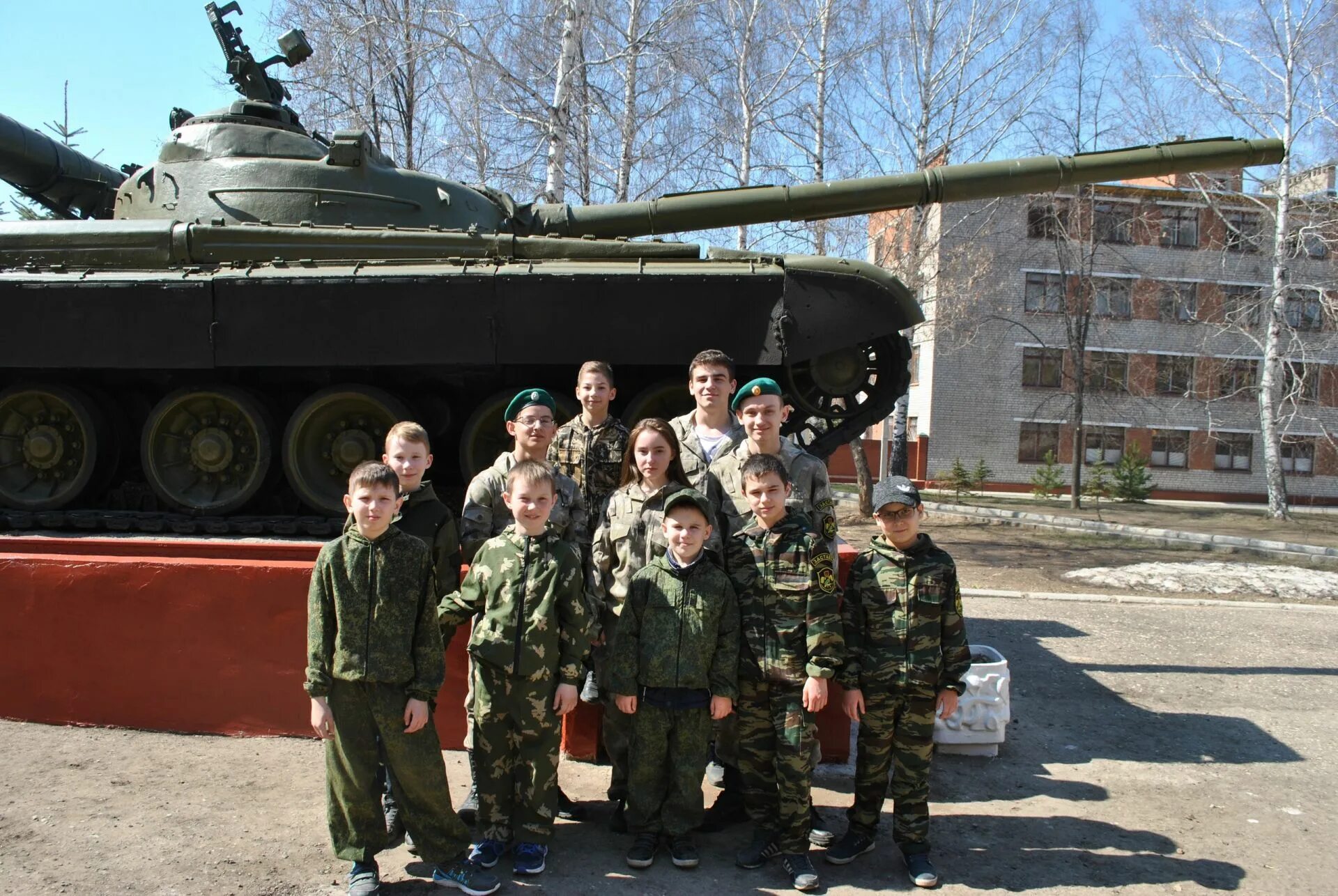 Ульяновское танковое военное училище. Танковое училище Ульяновск. Танковое училище 2014. Военно патриотический клуб застава Заинск. Новости танкового училища