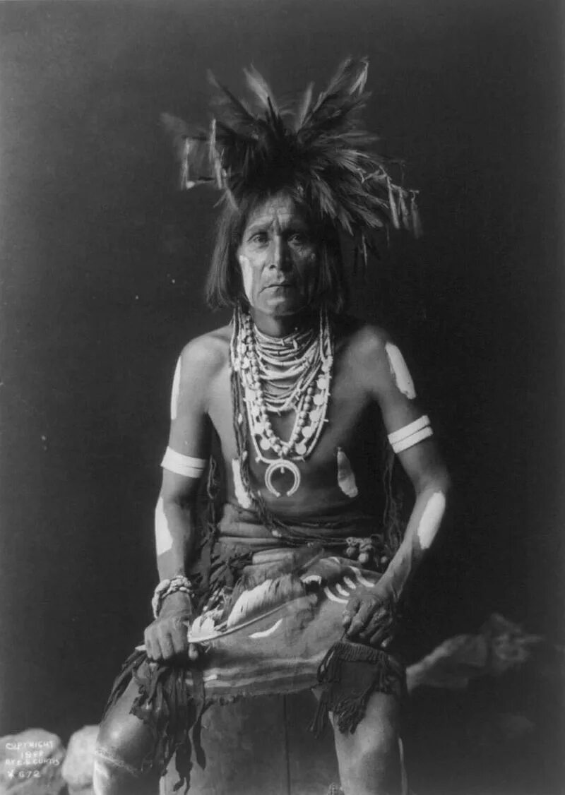 Unidentified Crow Chief, 1900 Native american tattoos, Native american images, N