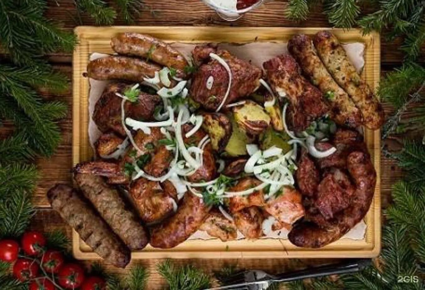 Шашлык роща. Шашлык нарезать. Шашлык в парке березовая роща новосибирск. Шашлычная березовая роща иркутск. Шашлычная в березовой роще новосибирск.