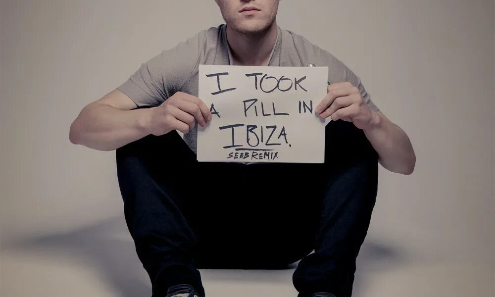 Mike ibiza. Майк Познер i took a Pill. Mike Posner. I took a Pill in Ibiza Майк Познер. Mike Posner Ibiza.