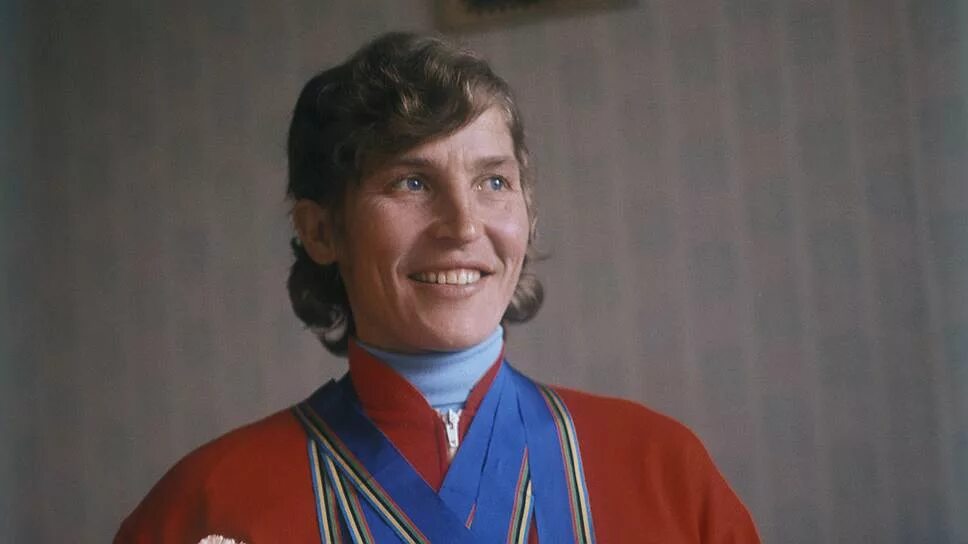 баскетболист кириленко краткая биография. галина кулакова - советская лыжница. михаил калашников. знаменитые люди удмуртии. галина алексеевна кулакова лыжница.