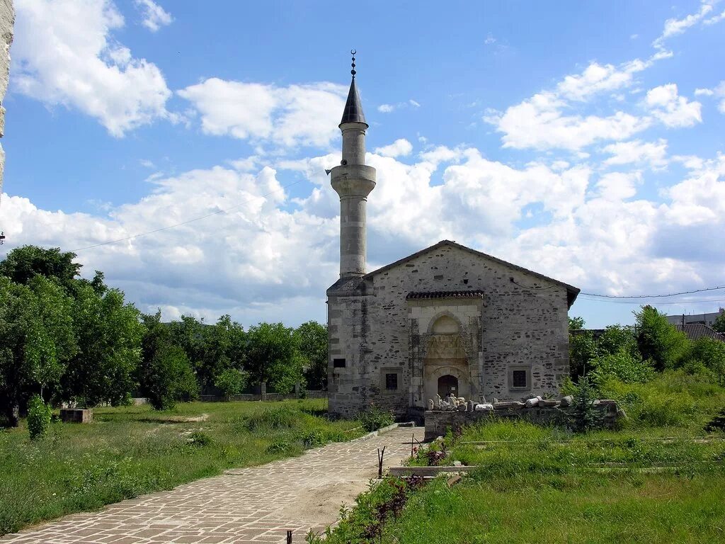 Мечеть хан узбека. Мечеть хана узбека в Крыму. Узбек Джами старый Крым. Медресе хана узбека в Крыму. Старый Крым мечеть узбека.