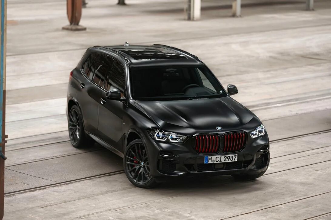 05 черная. BMW x5 g05 Black Edition. БМВ х5 2022 черный. BMW x5m 2022. BMW x5m 2021 черный.