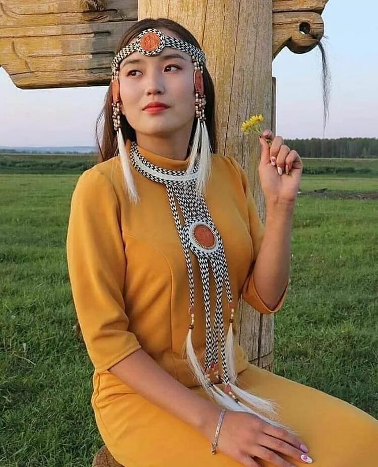 Динлины. Динлины народ. Тюркские женщины. Якутские женщины.