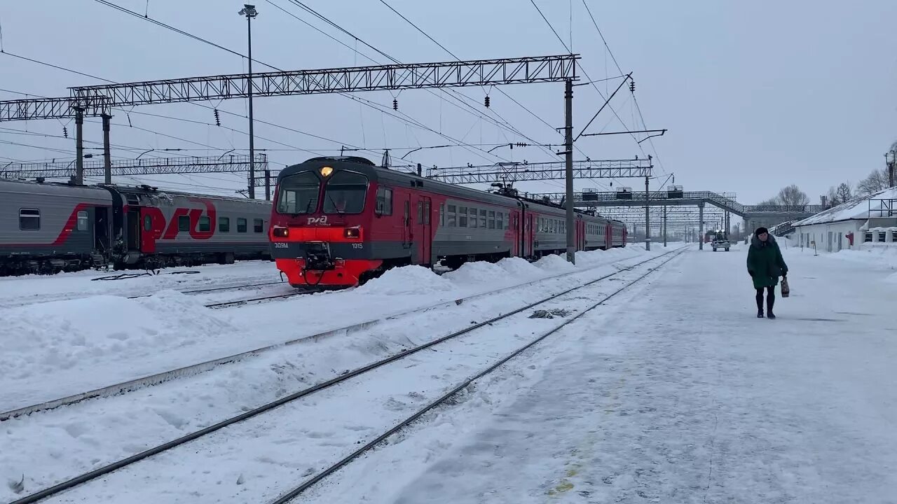 Сардан ижевск электричка. Пригородные поезда ижевск. электропоезд ржд. поезд электричка. пригородный поезд.