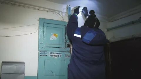 В подъезде 3 лампочка не