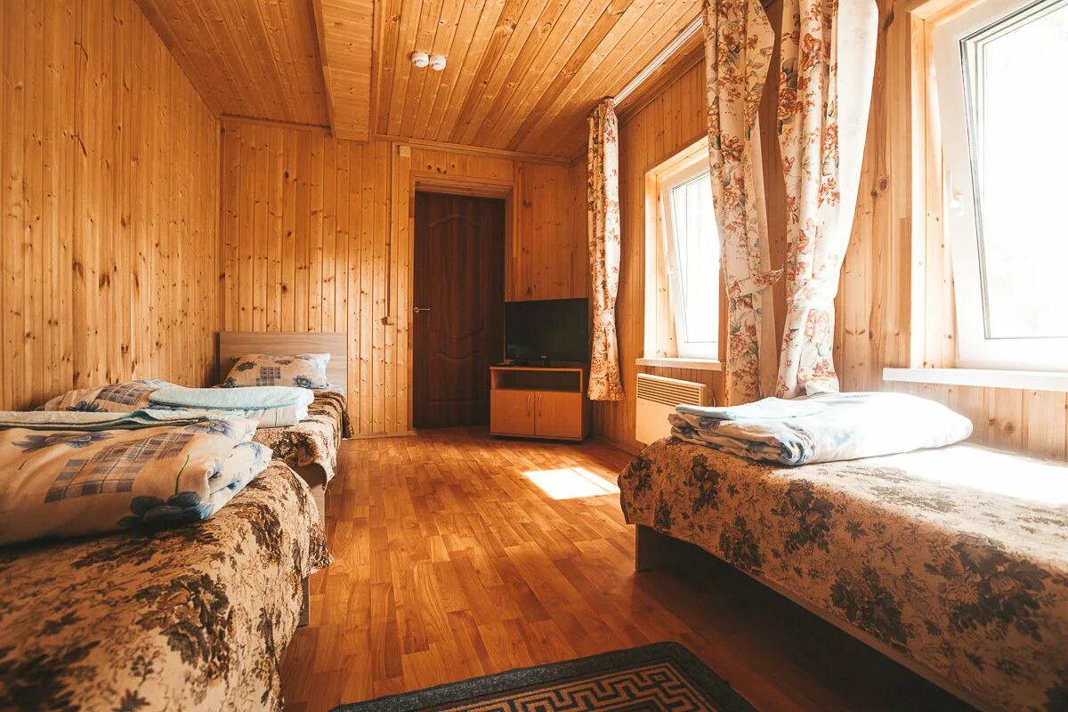 Красный курган отзывы. Курган павлово красный база. Лагерь красный курган. Турбаза красный курган нижегородская область. Красный курган база отдыха павлово.